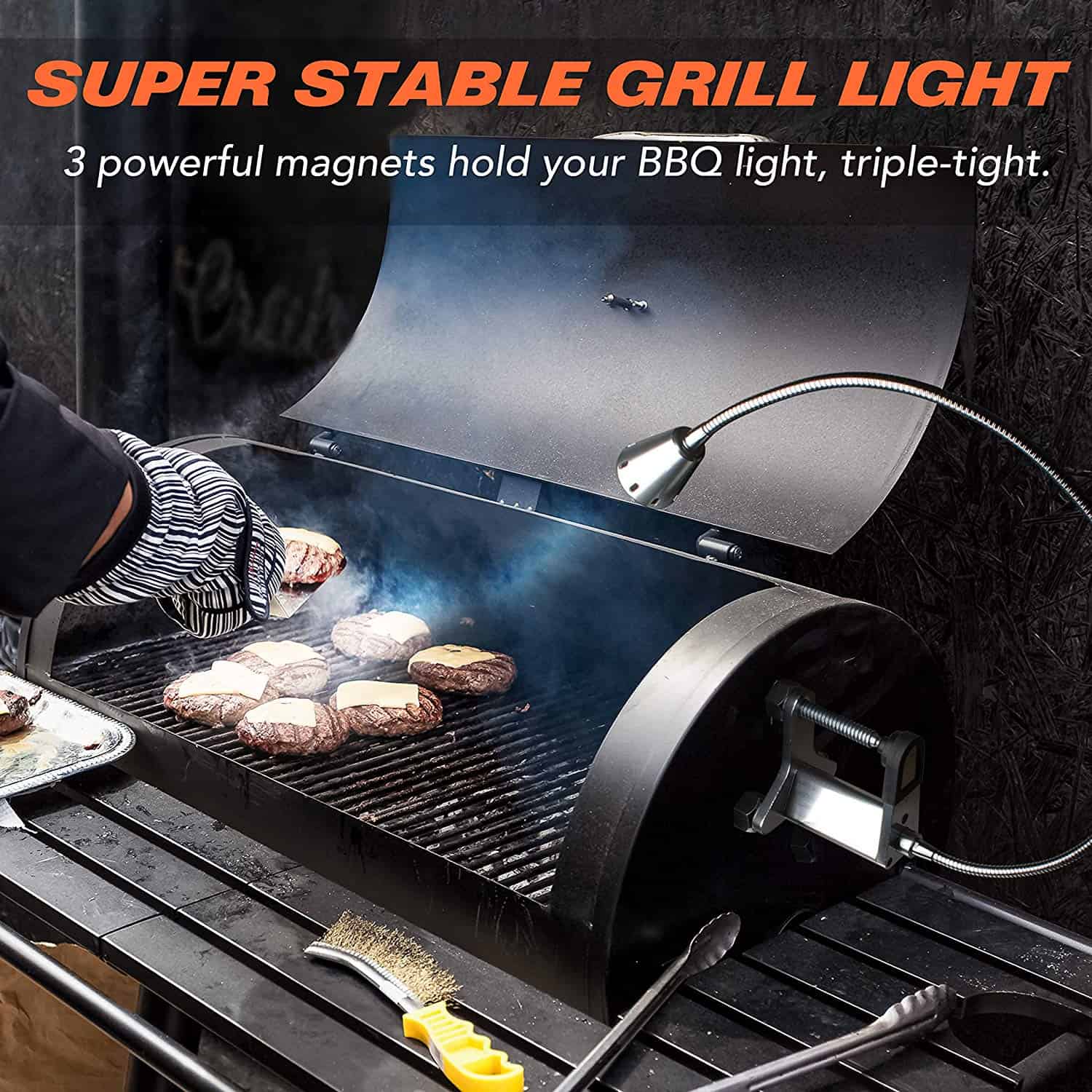 Magnetic grill light