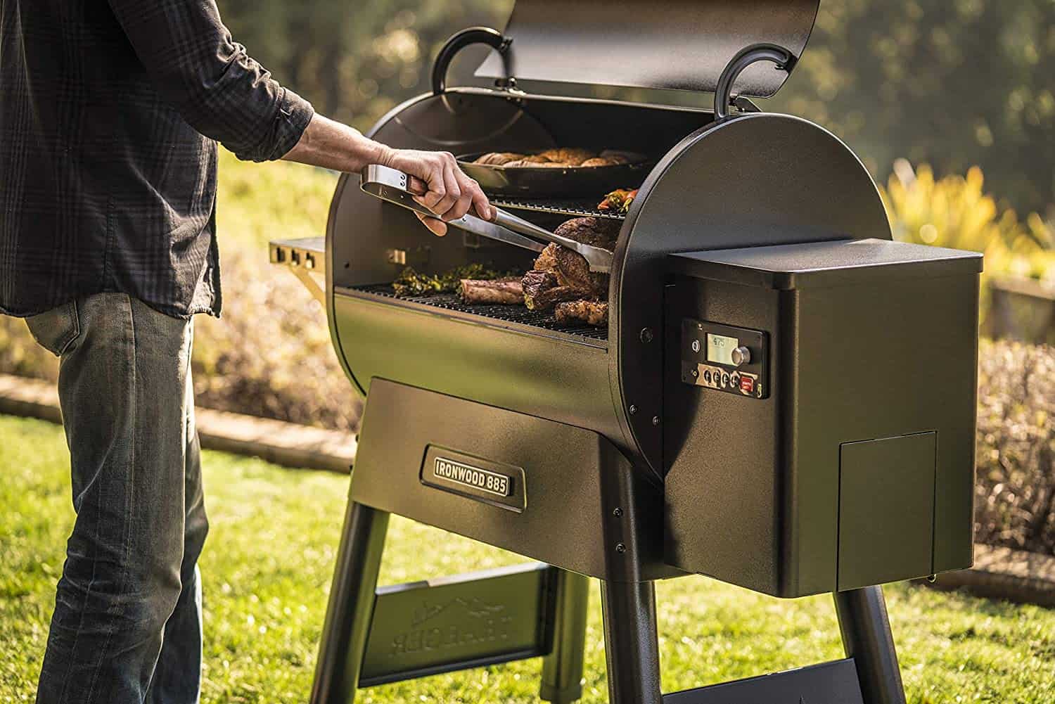 Найбільш інноваційний гриль: Traeger Ironwood 885