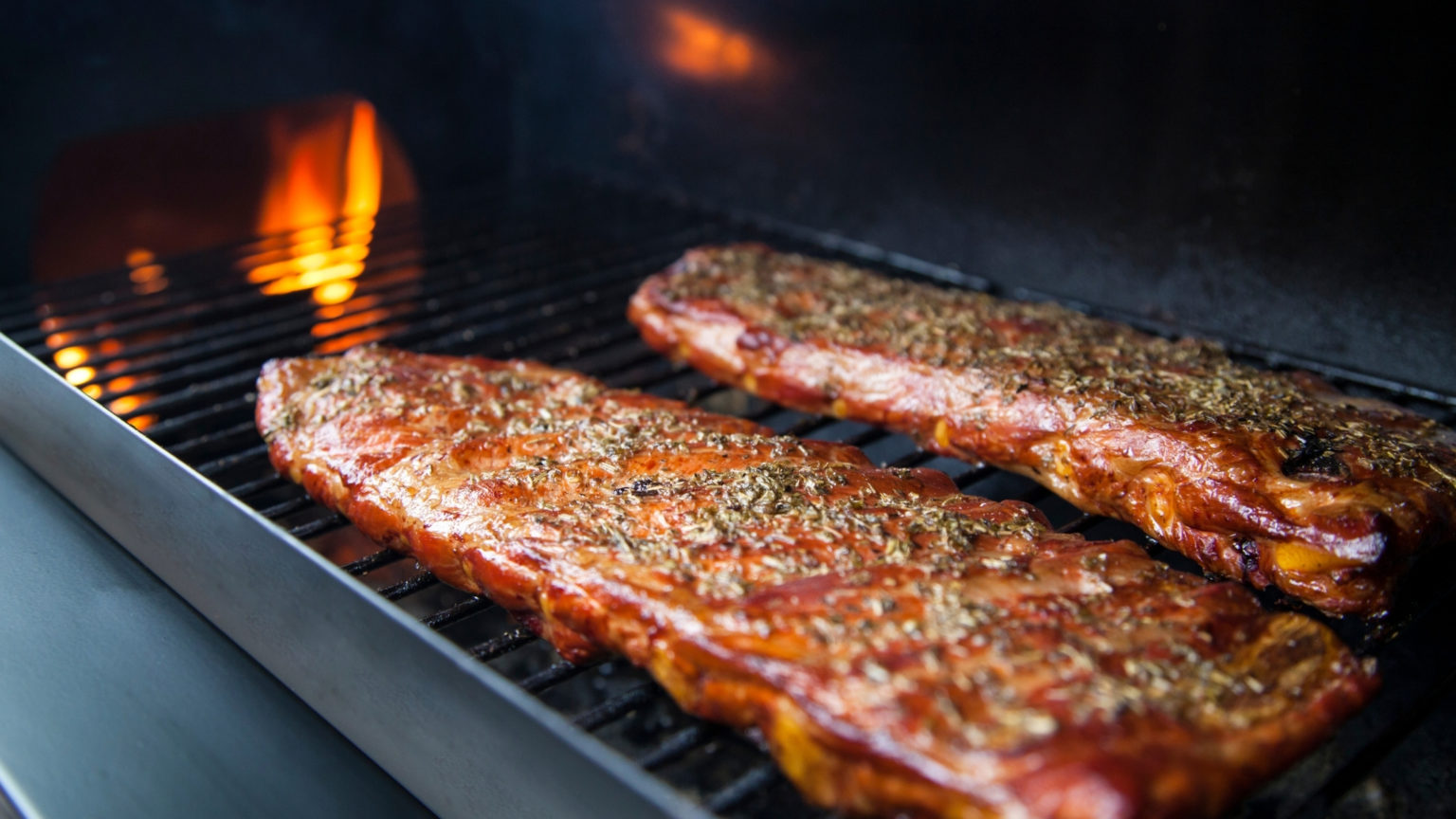 Best Wood for Smoking Ribs