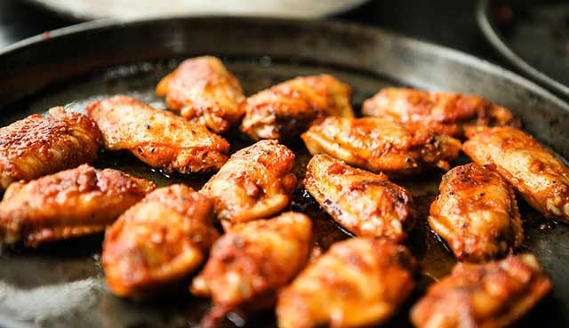 How-to-reheat-wings-in-frying-pan