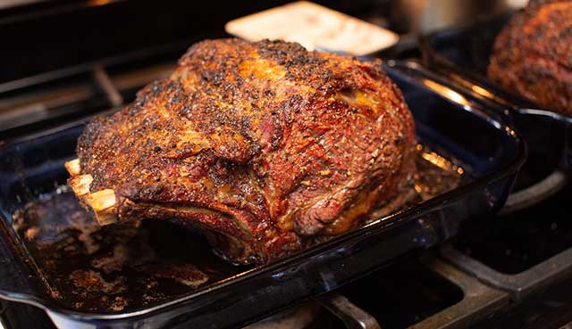 Reescalfament-Prime-Rib-in-Oven