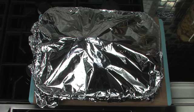 cover-turkey-with-foil