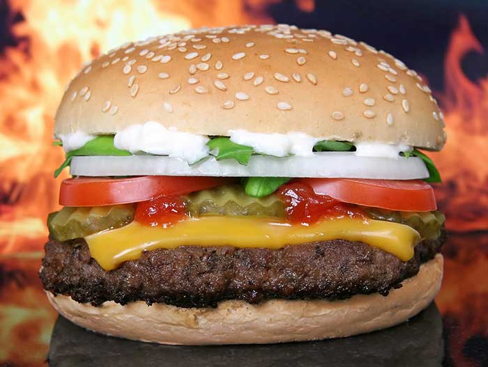 wie man-Burger-auf-Pellet-Grill kocht