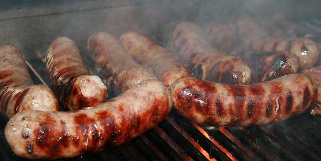 brats چگونه کباب کنند