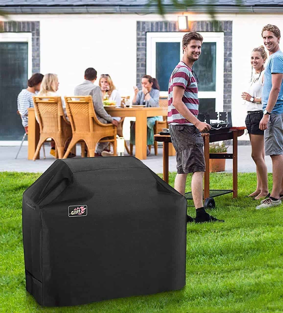 The best overall grill cover: Homitt 58-inch 600D in the garden