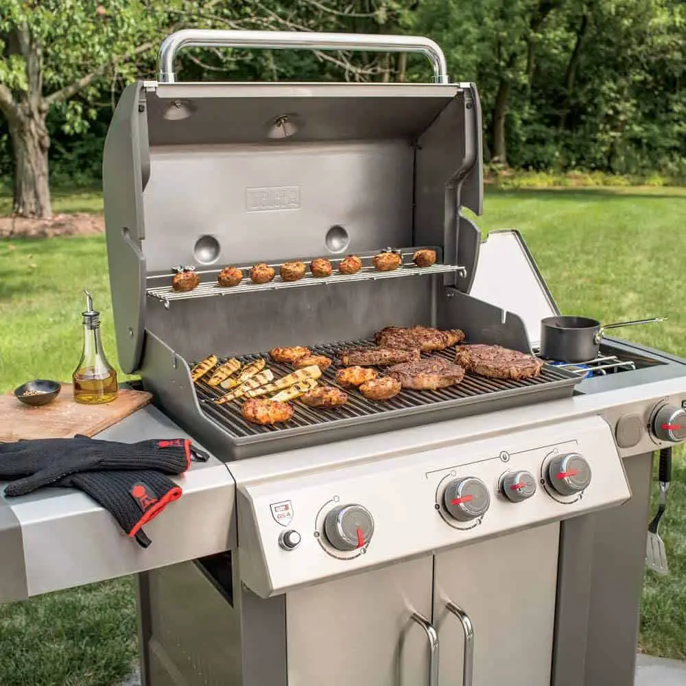 Лучший газовый гриль среднего класса - Weber Genesis II E-335 NG с mea