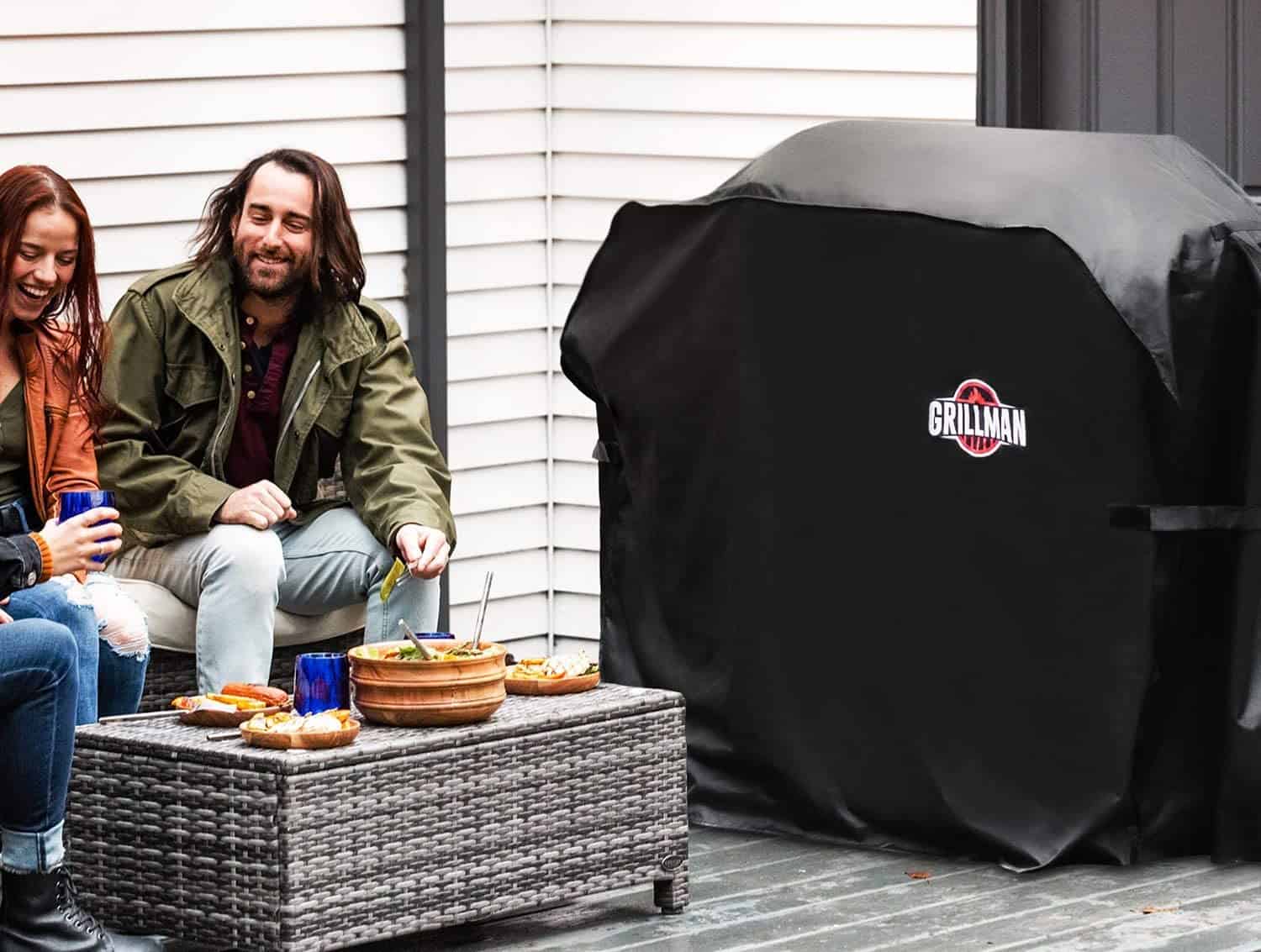 Cel mai bun capac pentru grătar grele - Grillman Premium în exterior