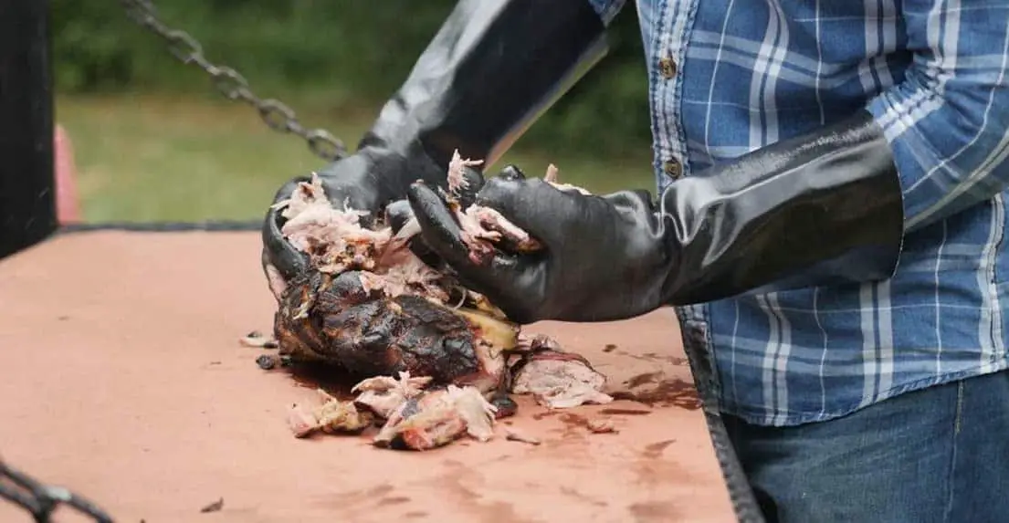 Beste grillhansker for røykere- Artisan Griller BBQ varmebestandig Isolert håndtering av røkt kjøtt