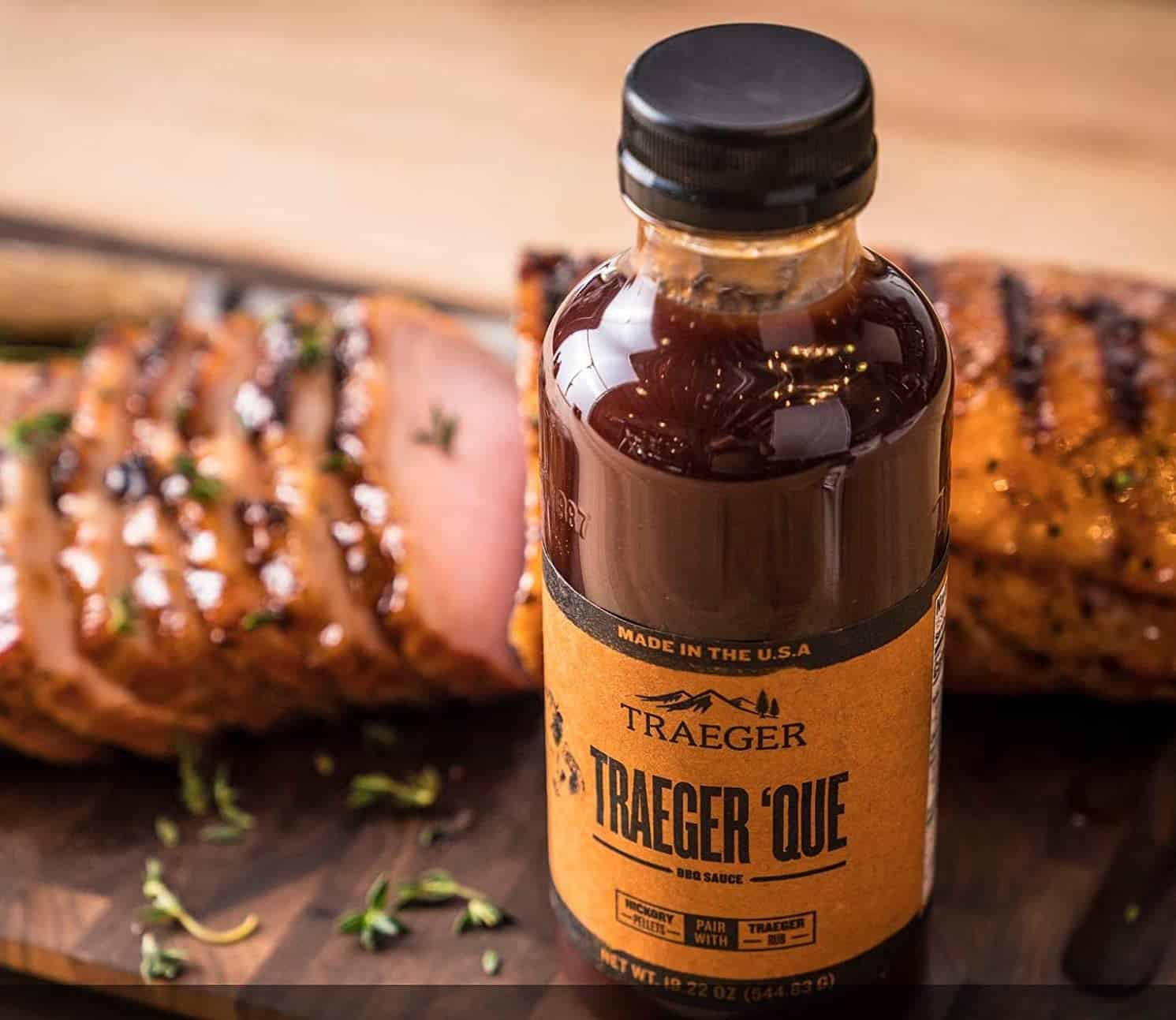 Best BBQ sauce for marinades- Traeger Grills SAU039 Traeger 'Que on the table