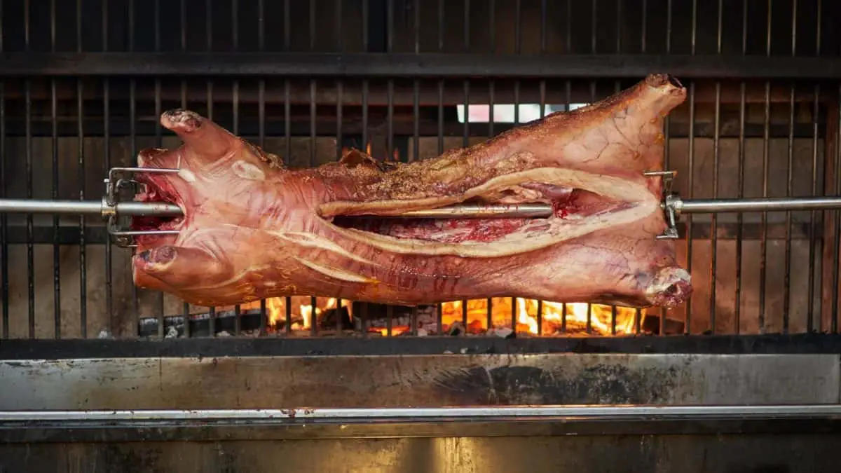 Best wood for smoking whole hog