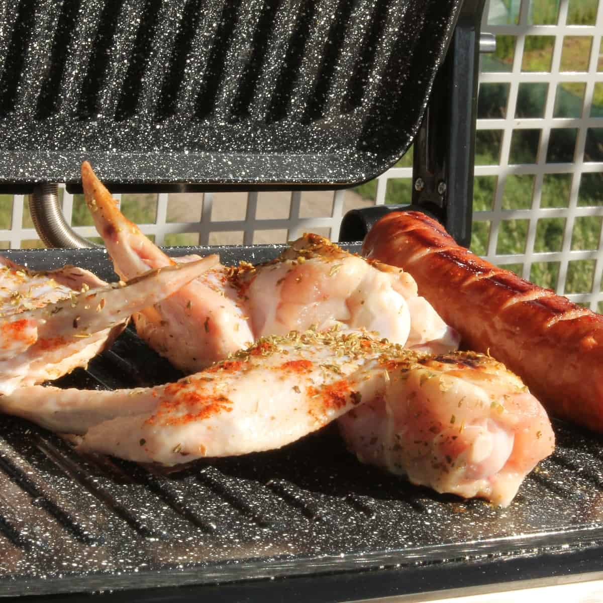 What is an electric grill