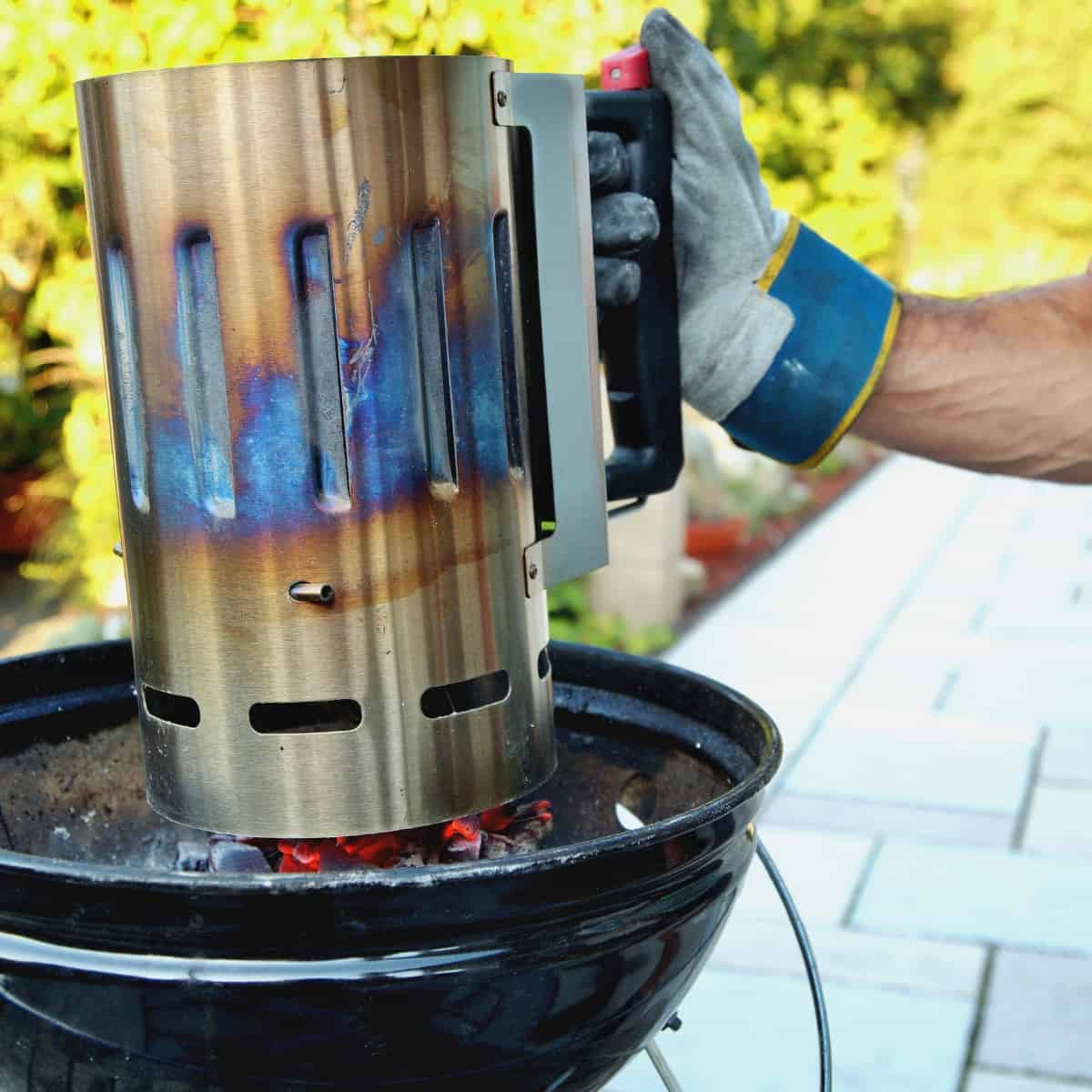 What is a chimney starter
