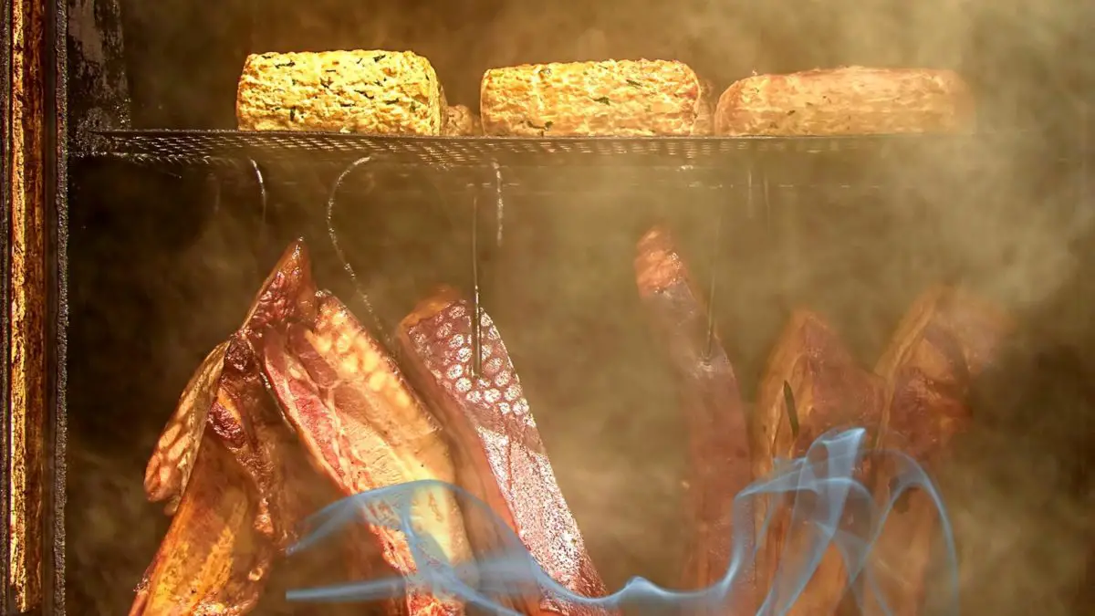 How much wood is too much when smoking meat